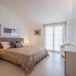 Villa Dellombra