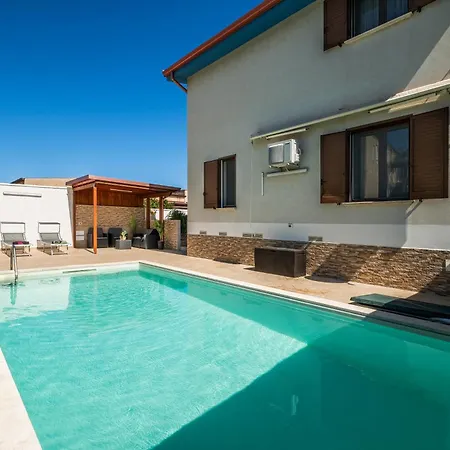 Villa Dellombra