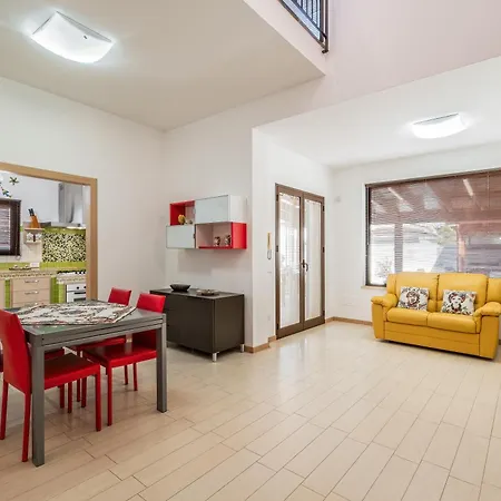 Dellombra Villa