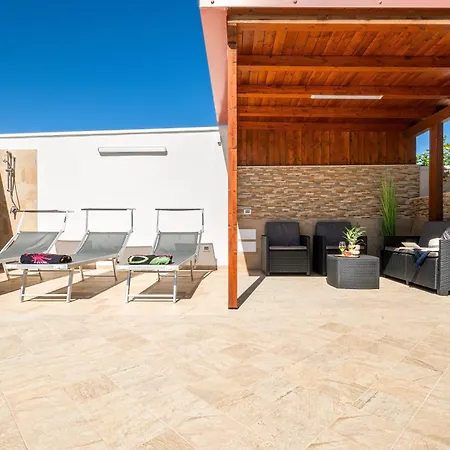 Dellombra Villa Alcamo